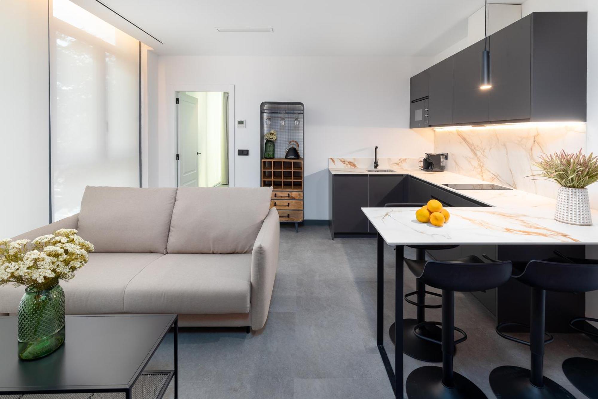 Calatrava By Alma Suites Valencia Exterior photo