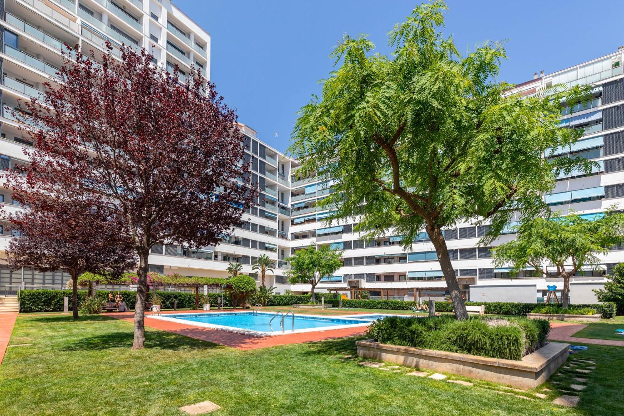 Calatrava By Alma Suites Valencia Exterior photo