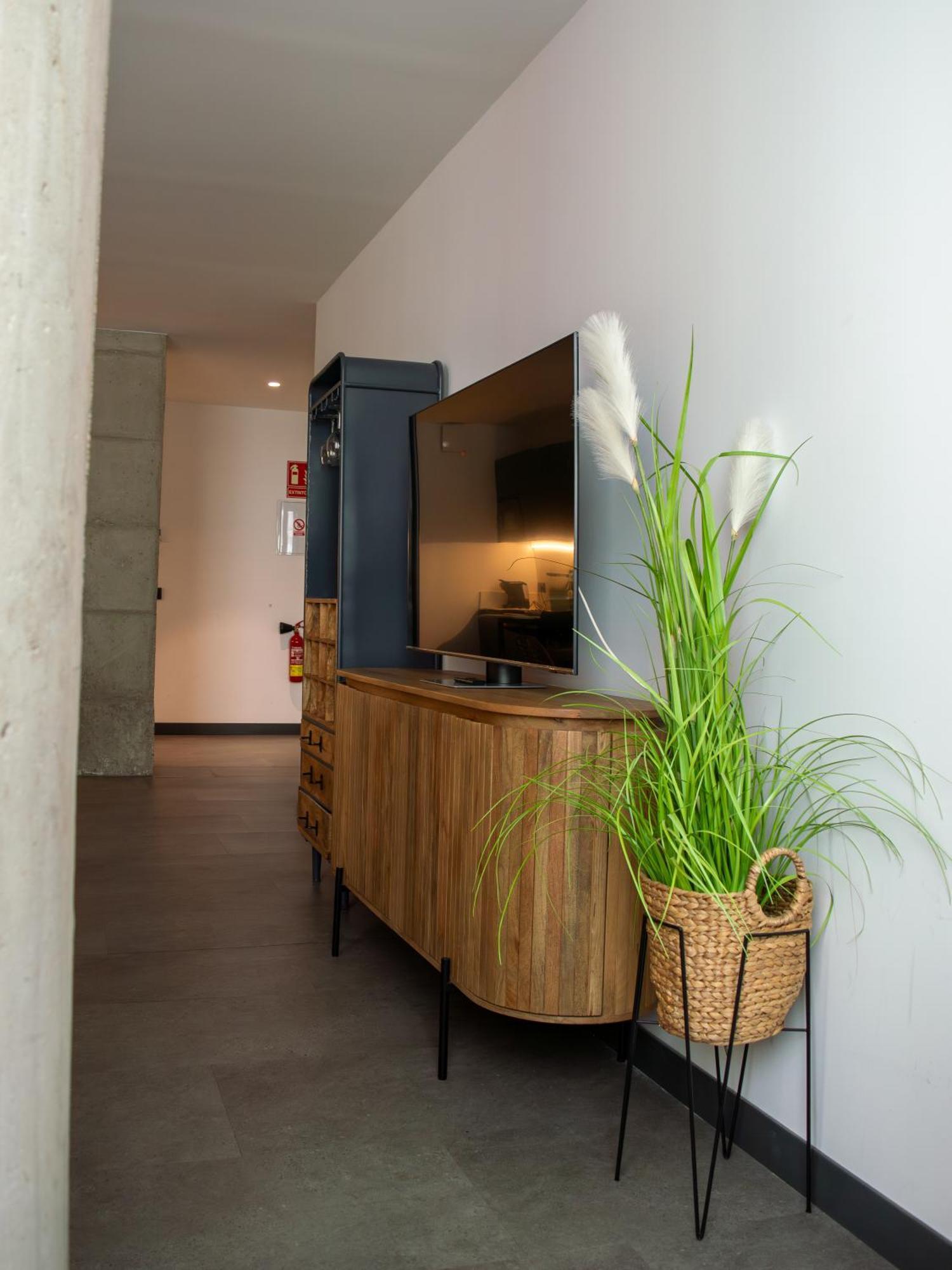 Calatrava By Alma Suites Valencia Exterior photo